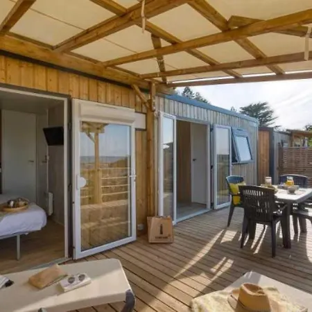 5 Etoiles - Piscine - Ccbbeac *