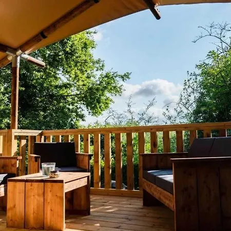 Campsite 5 Etoiles - Piscine - Ccbbeac La Chapelle-Hermier